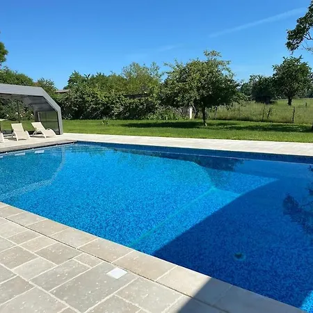 Demeure De Prestige Avec Piscine Chauffee Et Vraincourt